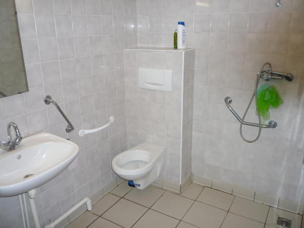 Le Gite Du Velay Bains المظهر الخارجي الصورة